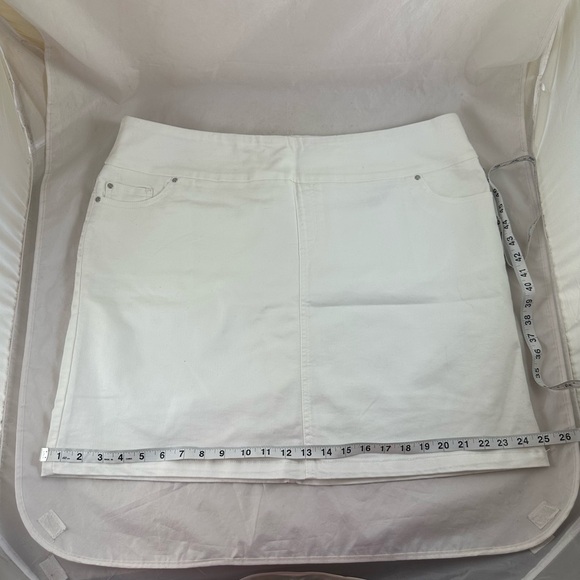 S.C. & CO XXL Skort White. - Picture 10 of 14